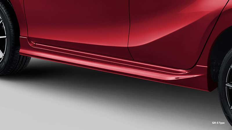 GR Side Skirt