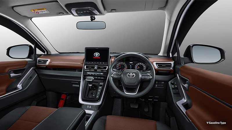 Harga Kijang Innova Zenix di Makassar